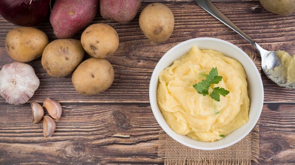 Comment sublimer votre purée de pommes de terre avec des ingrédients inattendus ?
