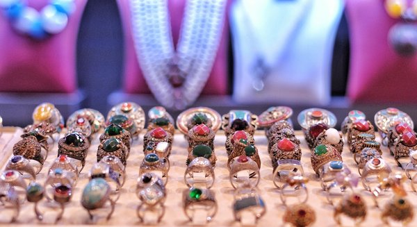 La bague: un accessoire nécessaire pour toutes tenues