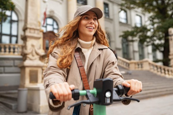 Quels sont les avantages de conduire une trottinette électrique ?